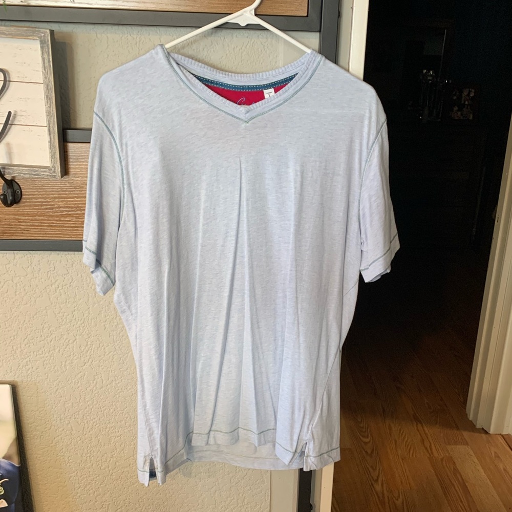 Robert Graham Vneck Tshirt